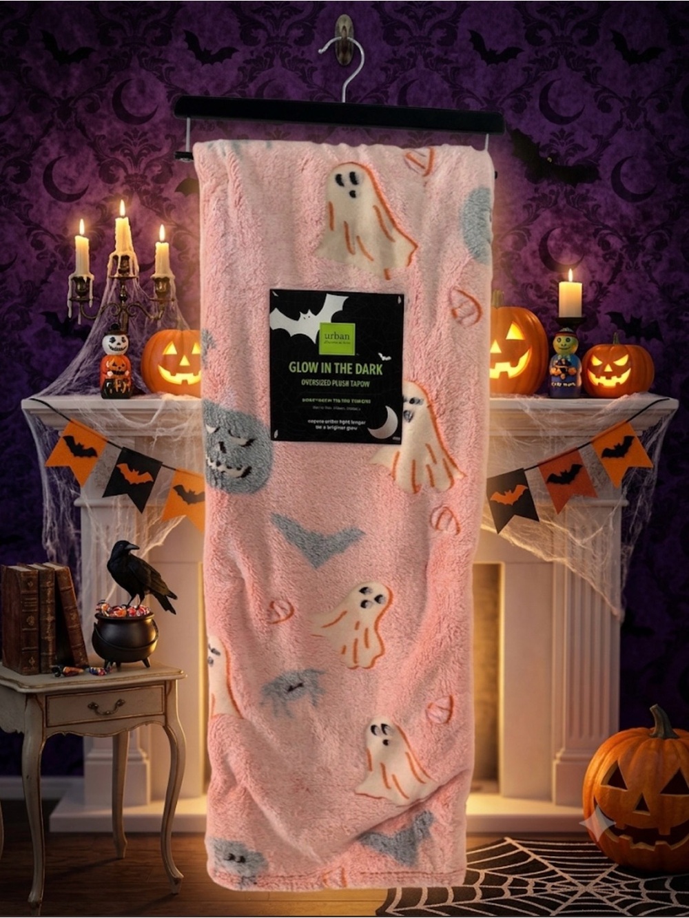 Urban Domain Glow-in-the-Dark Oversized Plush Throw Blanket — Pink Ghosts 60x70!